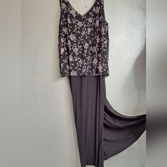 ONYX Nite Plus Size Evening Gown  Size 20 - Picture 1 of 11